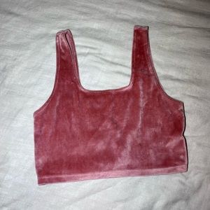 pink top